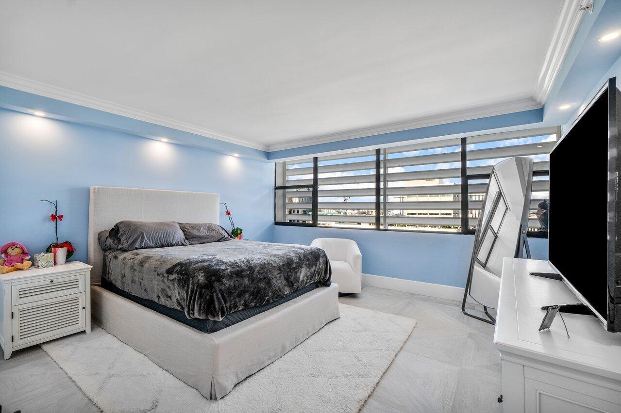 WATERVIEW TOWERS COND DEC - Residential Lease