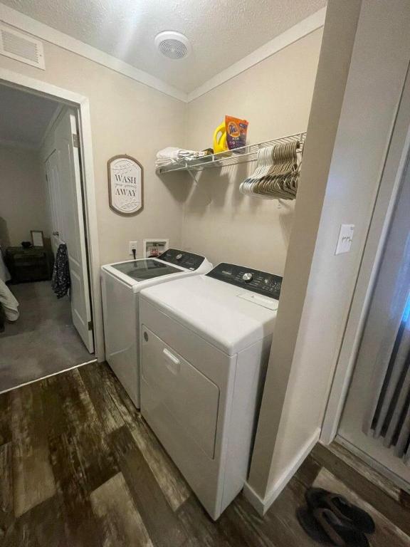 Sandhill Shores - Residential