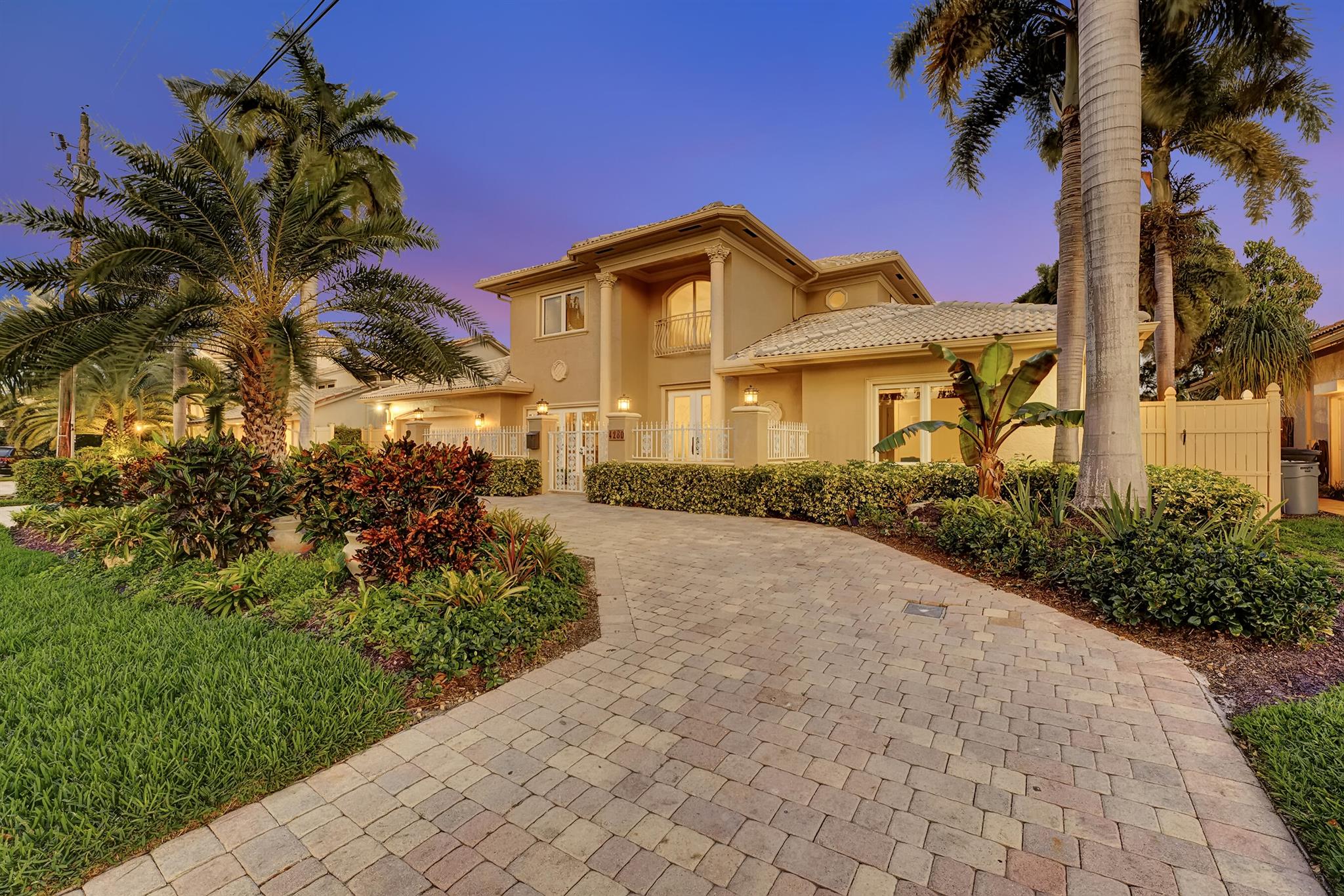 VENETIAN ISLES - Residential