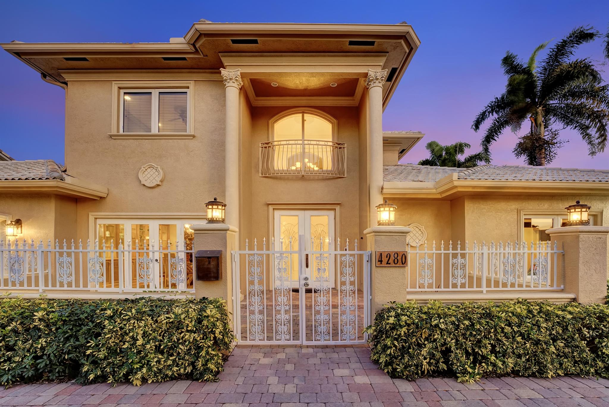 VENETIAN ISLES - Residential