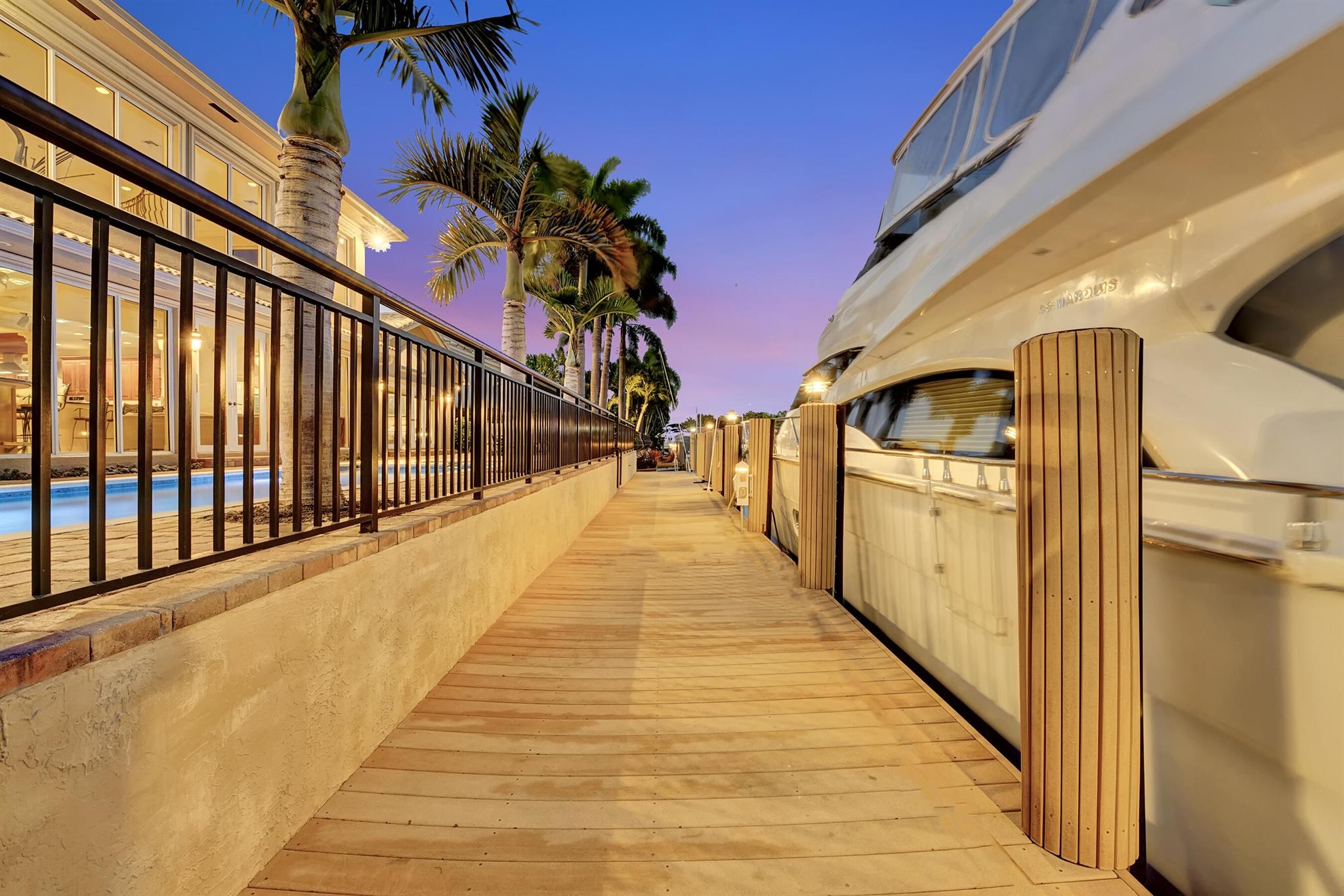 VENETIAN ISLES - Residential