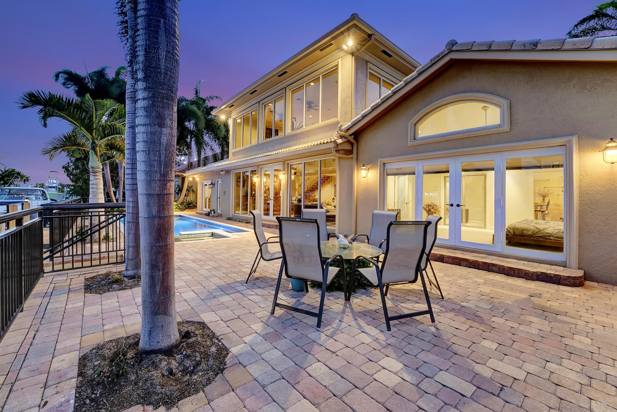 VENETIAN ISLES - Residential