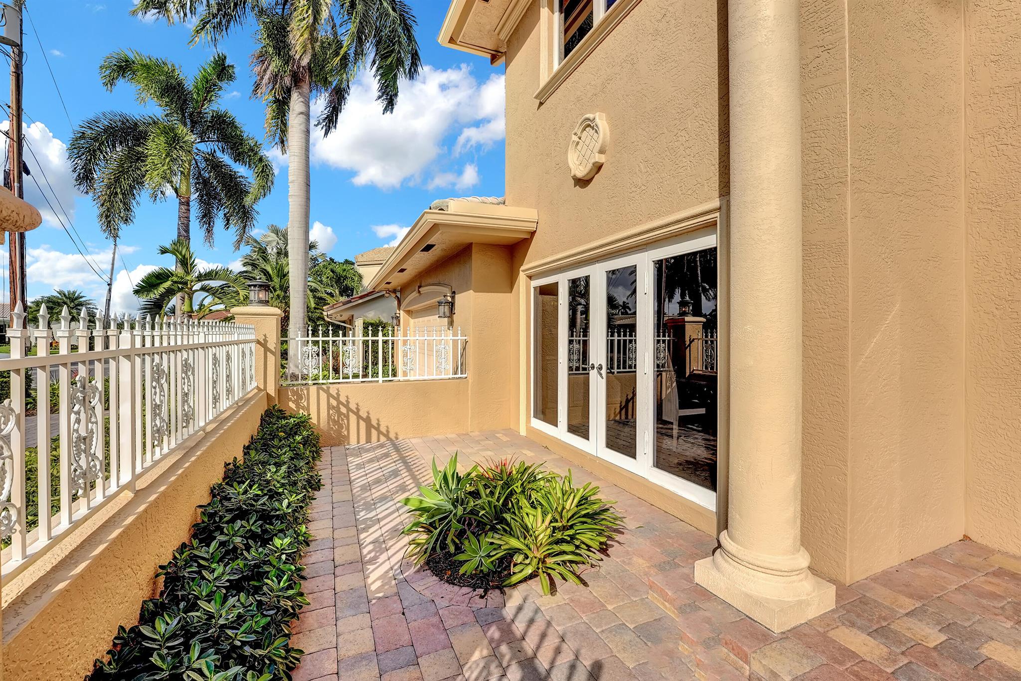 VENETIAN ISLES - Residential