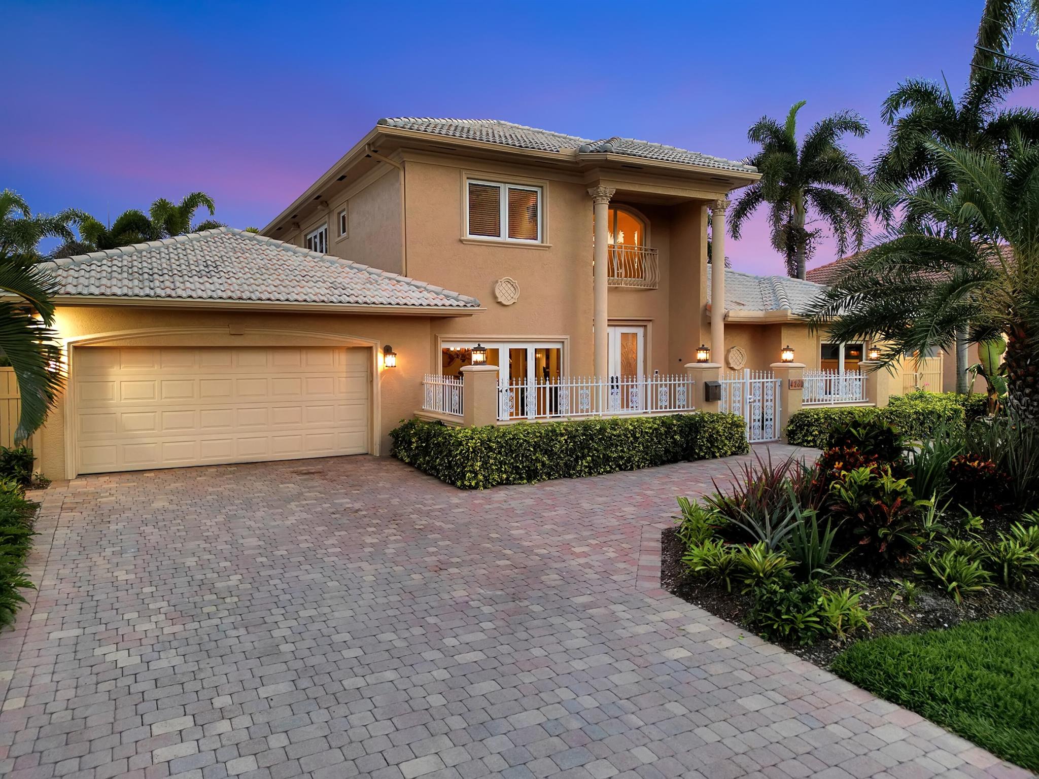 VENETIAN ISLES - Residential