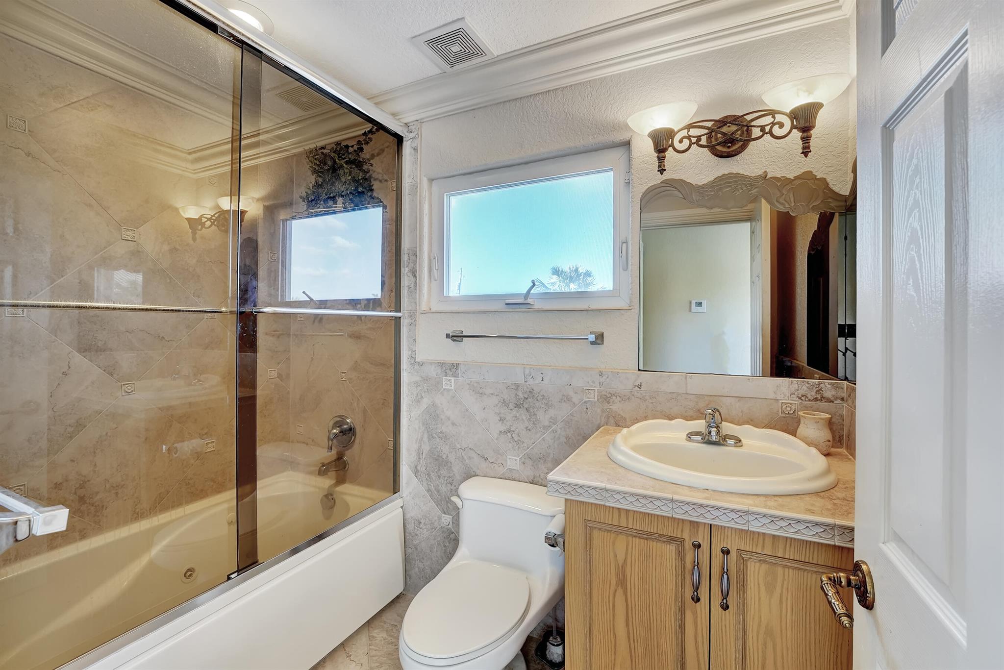 VENETIAN ISLES - Residential