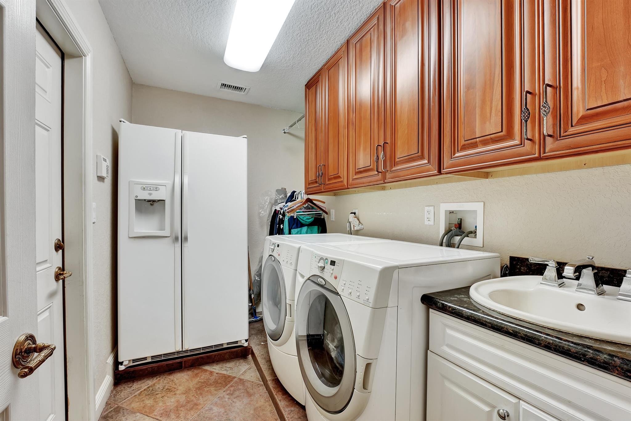 VENETIAN ISLES - Residential