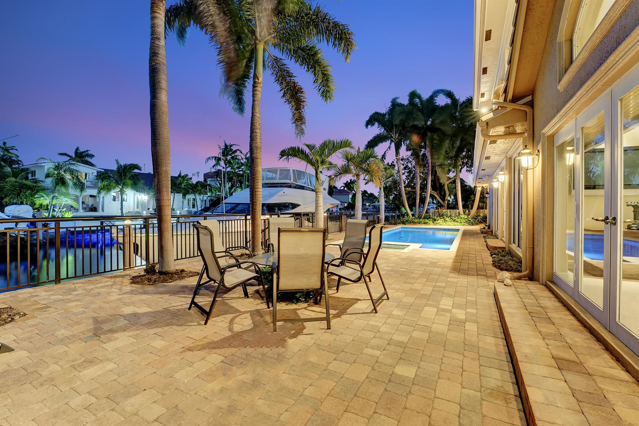 VENETIAN ISLES - Residential