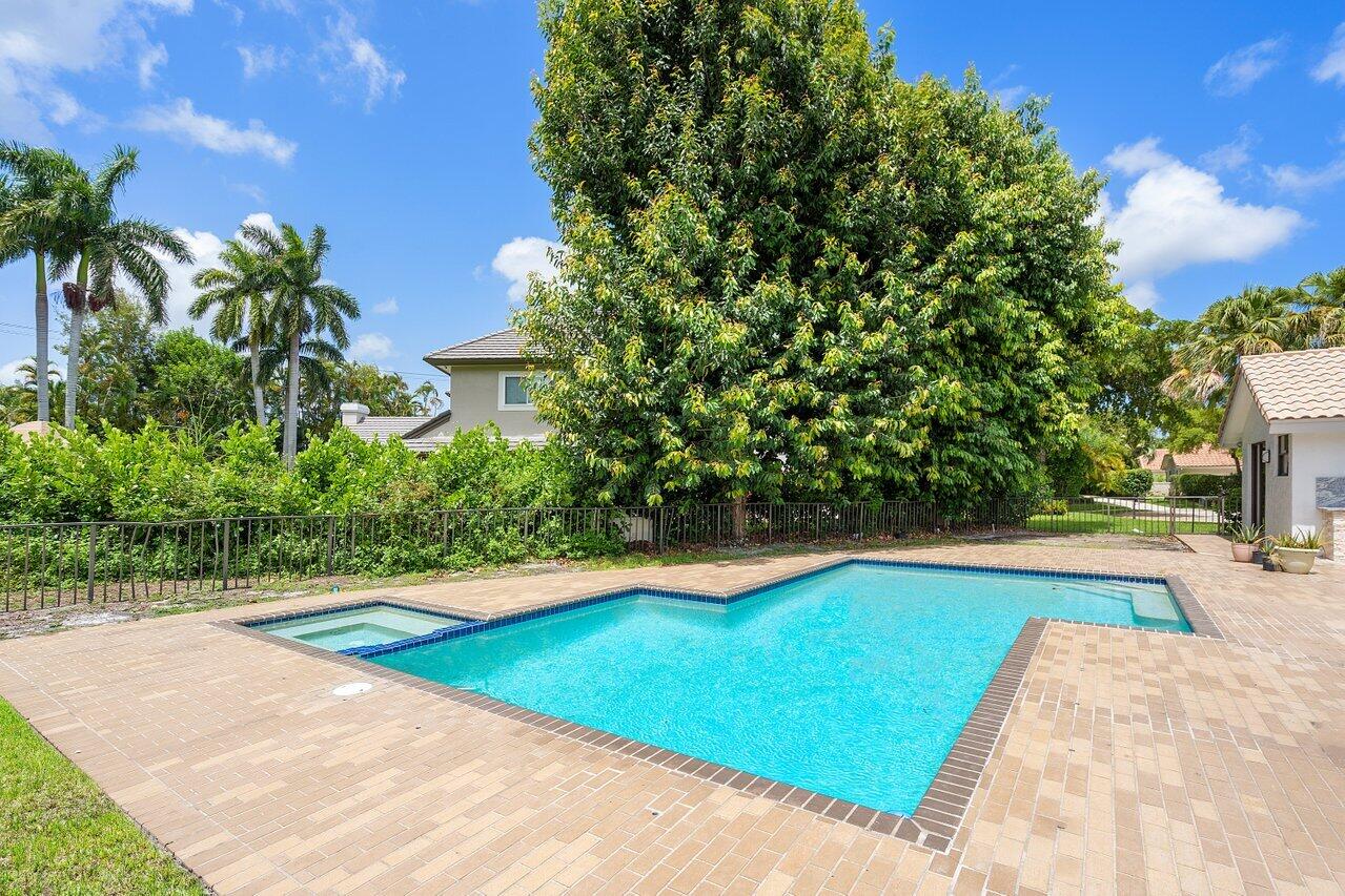 Woodfield Hunt Club - Residential