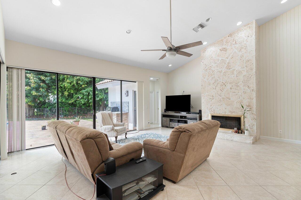 Woodfield Hunt Club - Residential