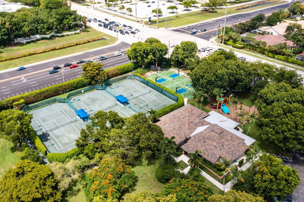 Woodfield Hunt Club - Residential