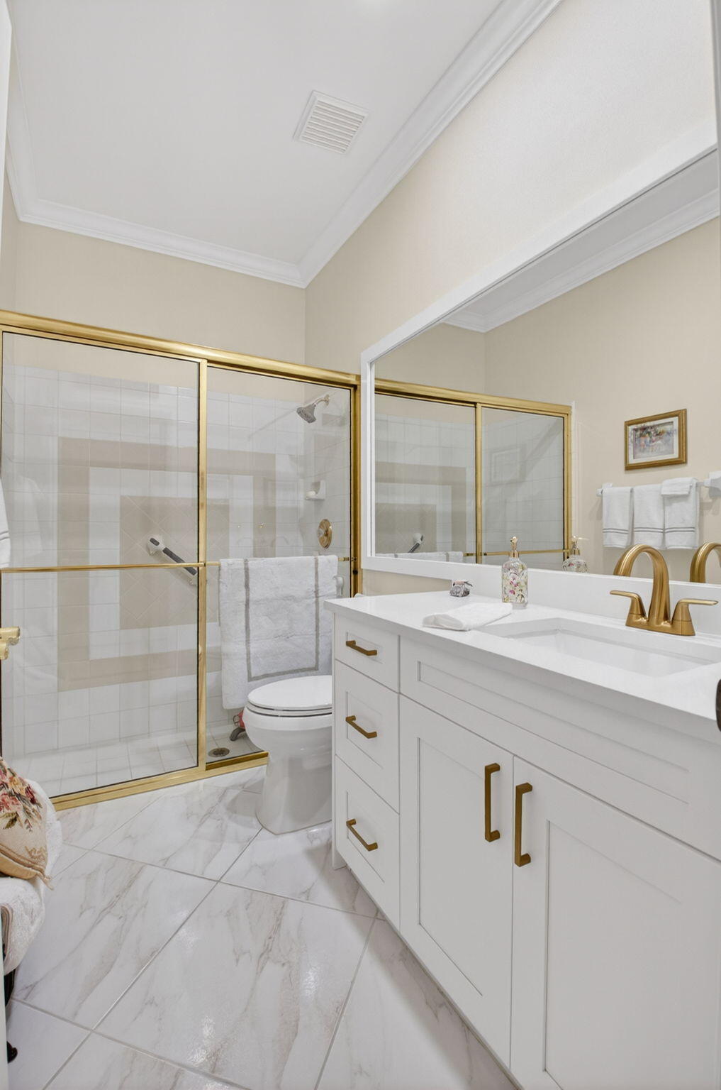 VILLAS OF PINETREE - Residential