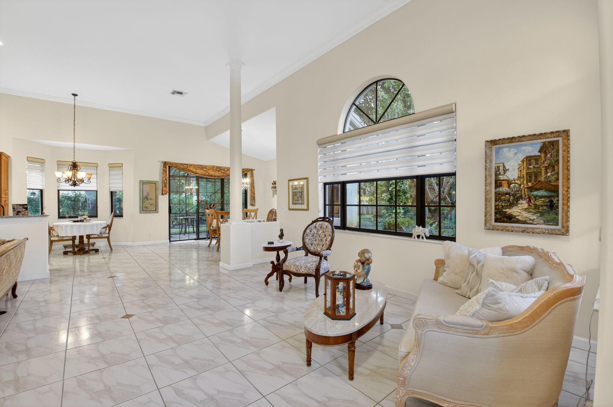 VILLAS OF PINETREE - Residential