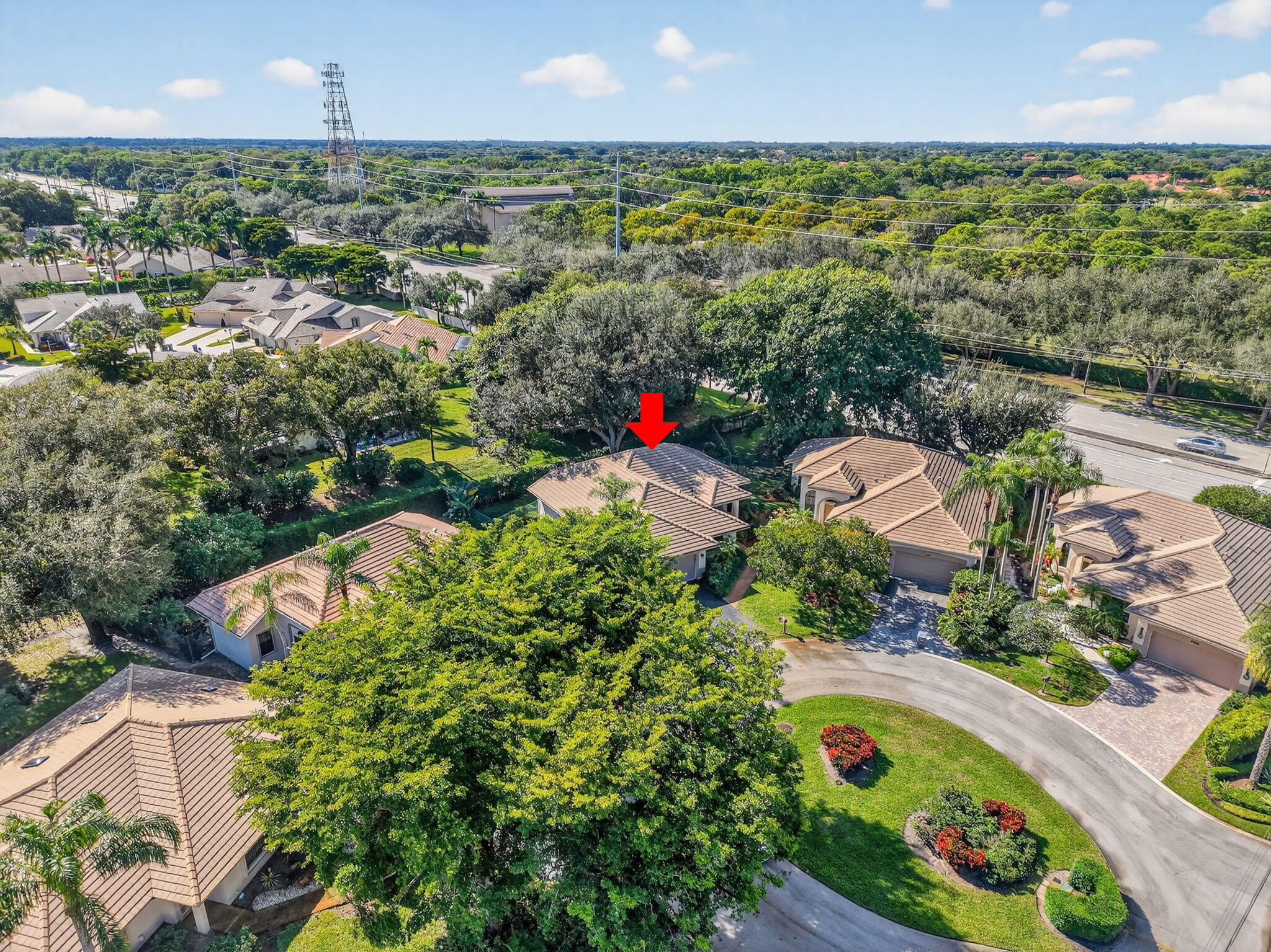 VILLAS OF PINETREE - Residential