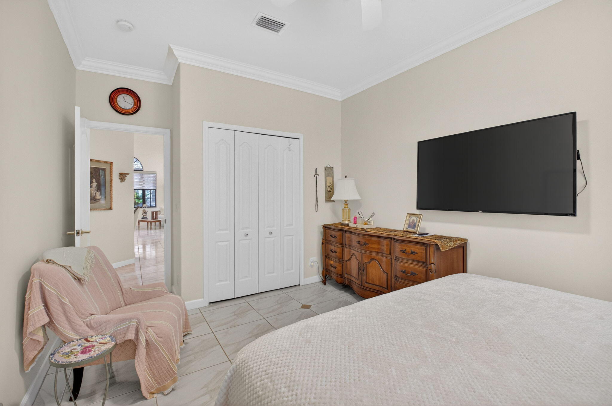 VILLAS OF PINETREE - Residential