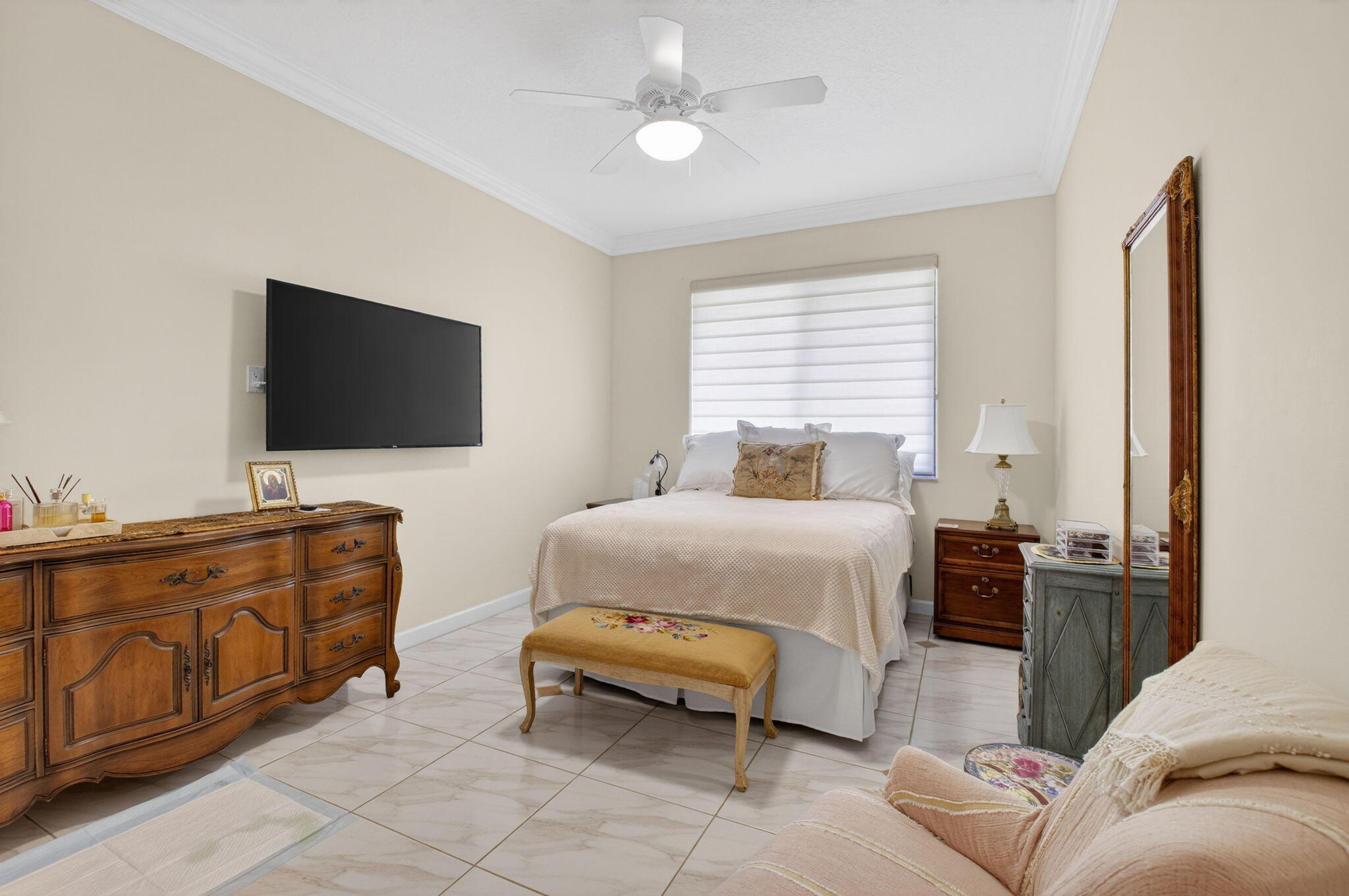 VILLAS OF PINETREE - Residential