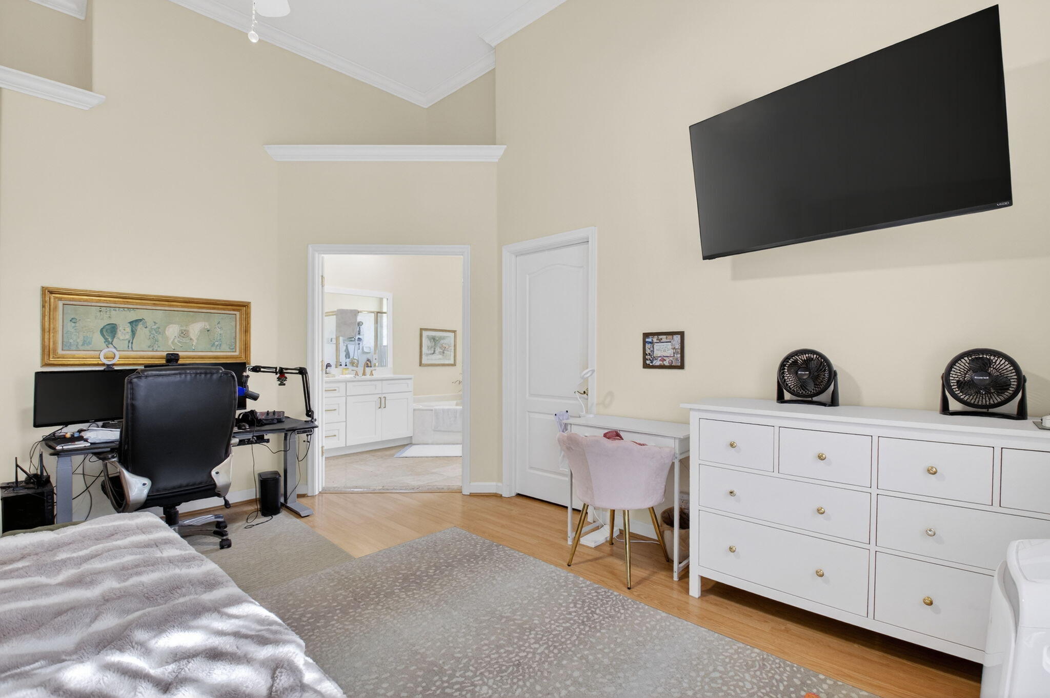 VILLAS OF PINETREE - Residential