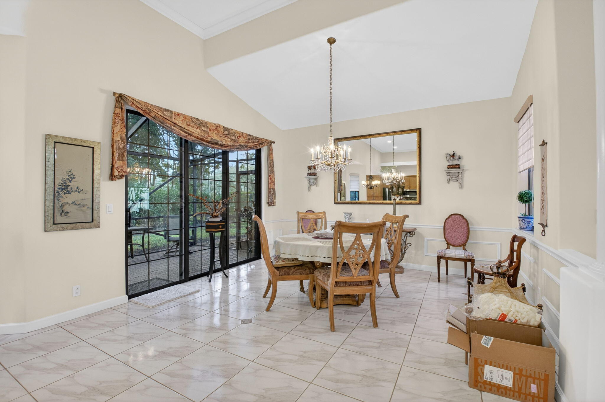 VILLAS OF PINETREE - Residential