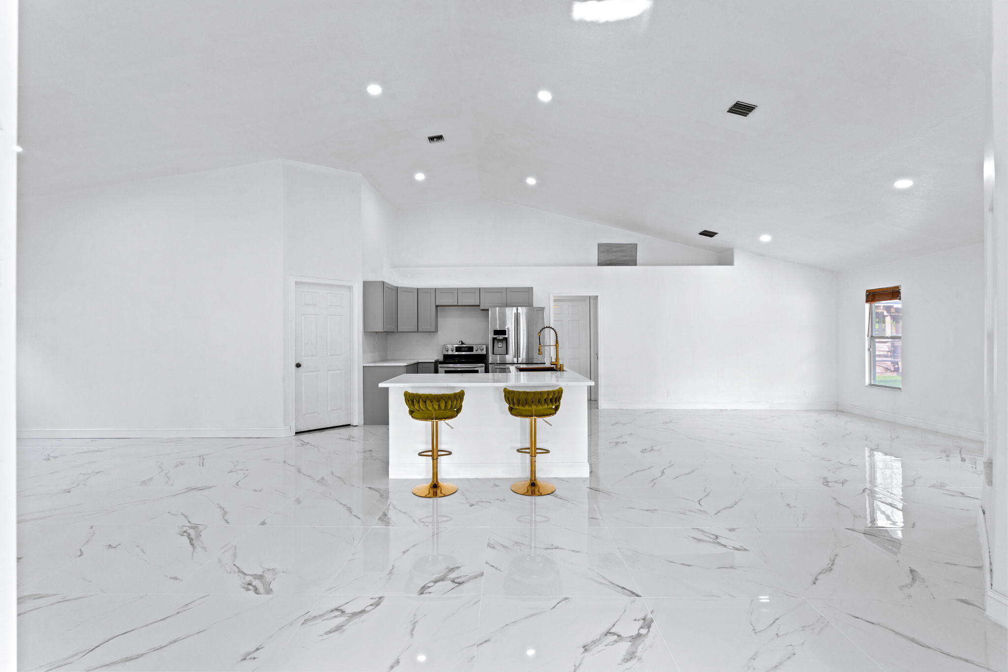 ACREAGE - Residential