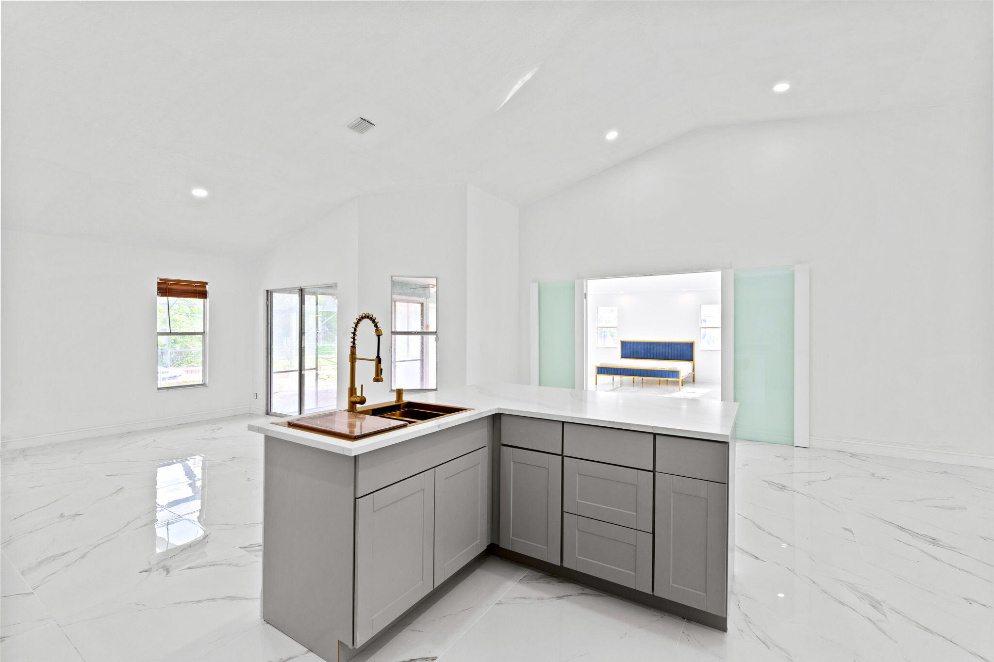 ACREAGE - Residential