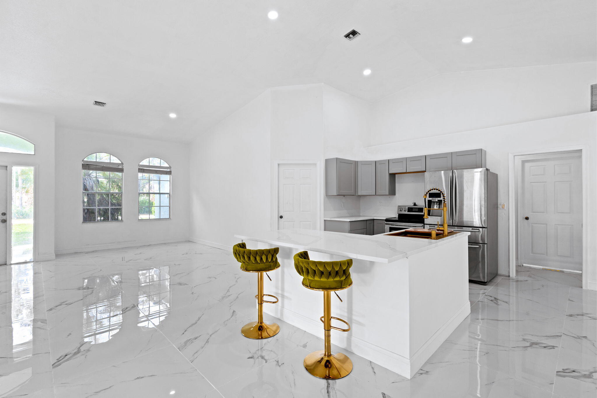 ACREAGE - Residential