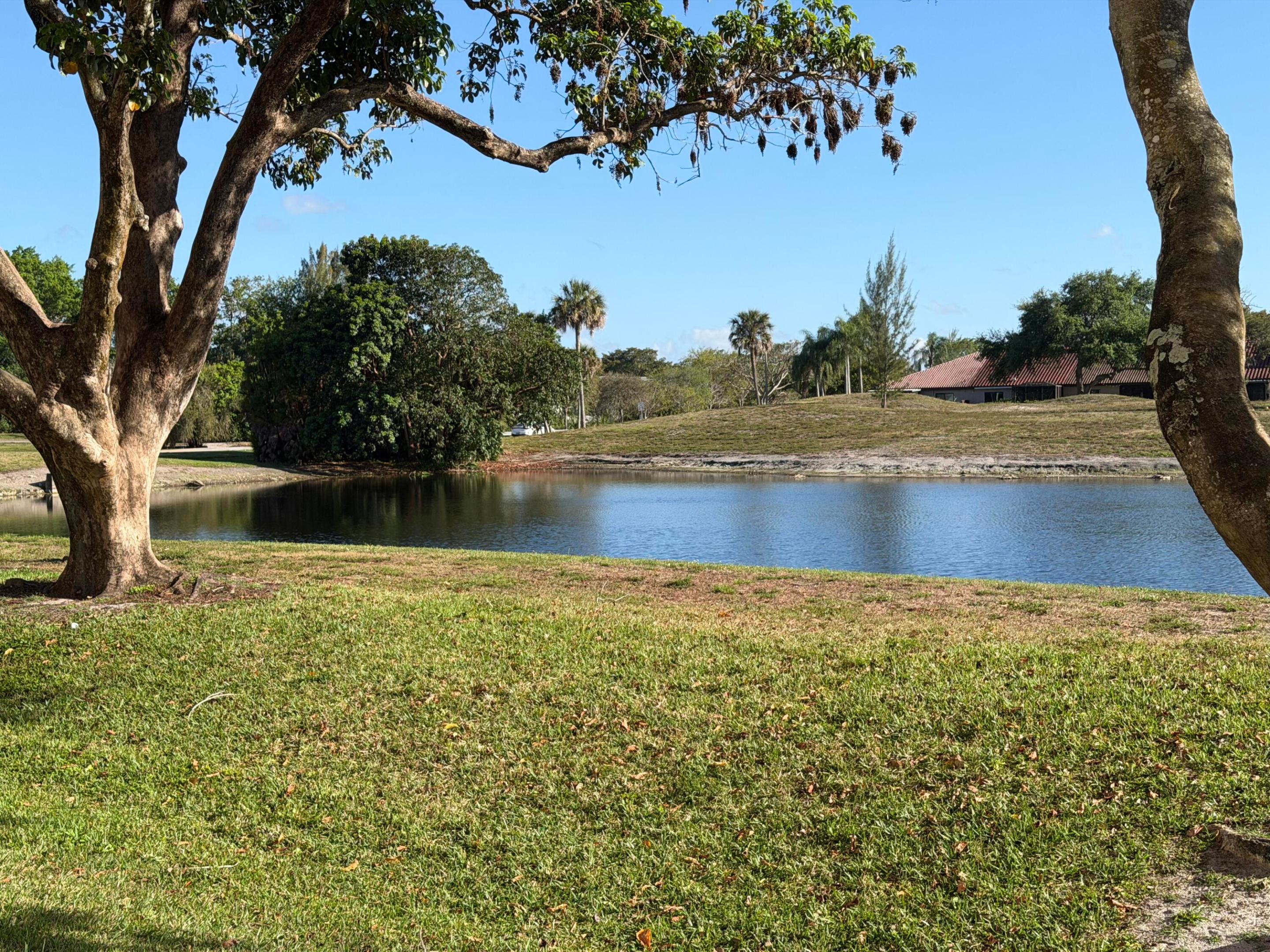 LAKES OF ENVIRON CONDO - Residential