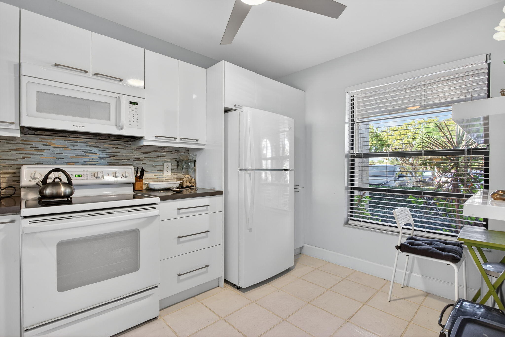 LAKES OF ENVIRON CONDO - Residential