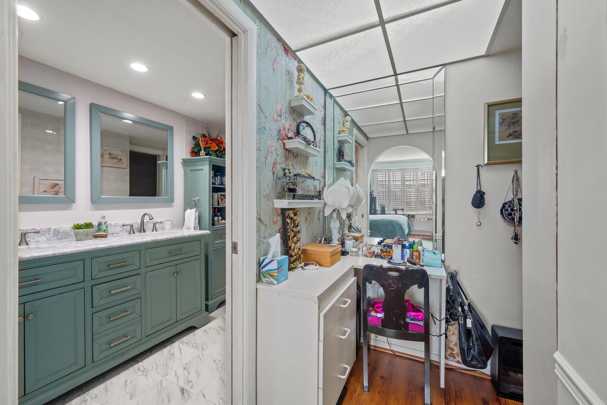 LA BONNE VIE COND DECL IN - Residential