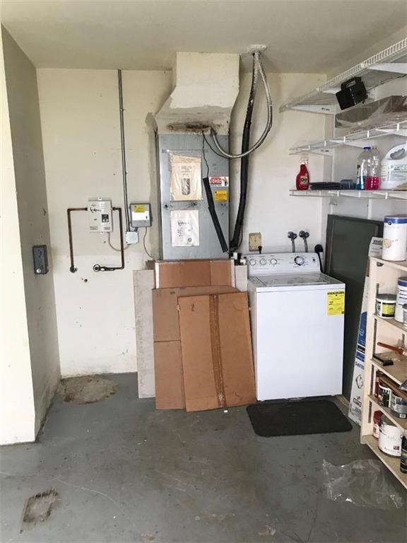 Lauderdale West 3 Sec 83- - Residential