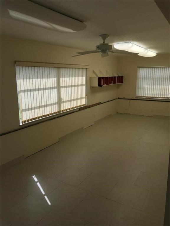 Lauderdale West 3 Sec 83- - Residential