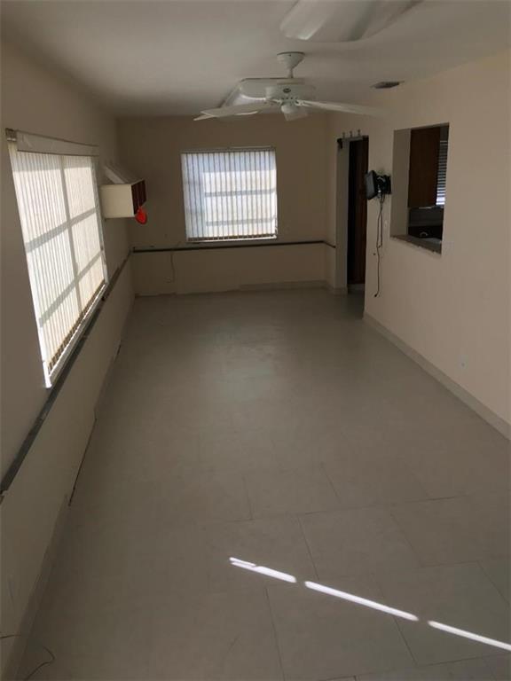 Lauderdale West 3 Sec 83- - Residential