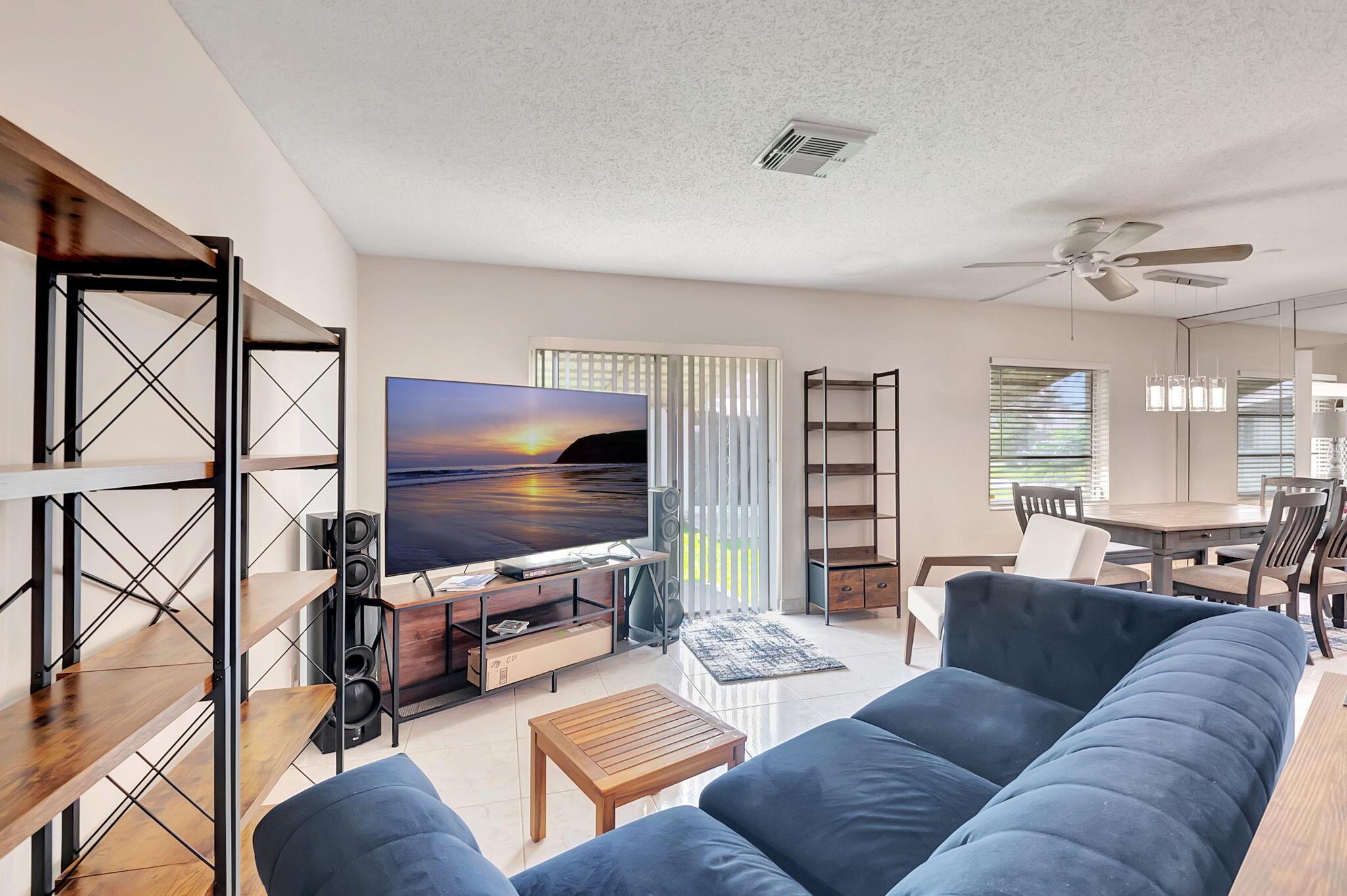 DELRAY VILLAS 4 - Residential Lease