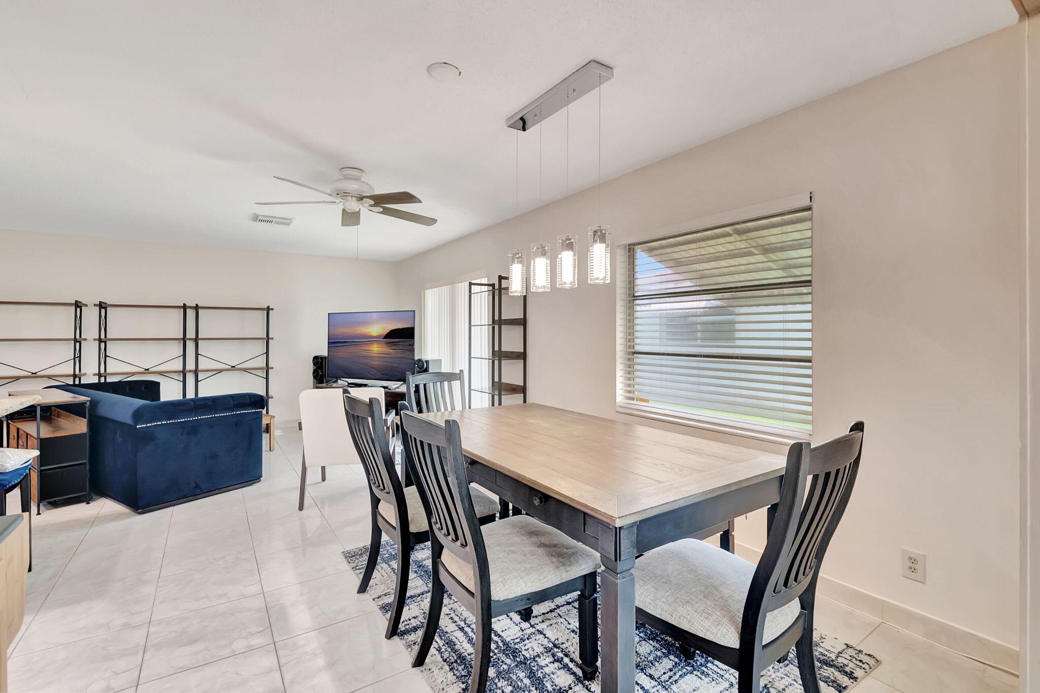 DELRAY VILLAS 4 - Residential Lease