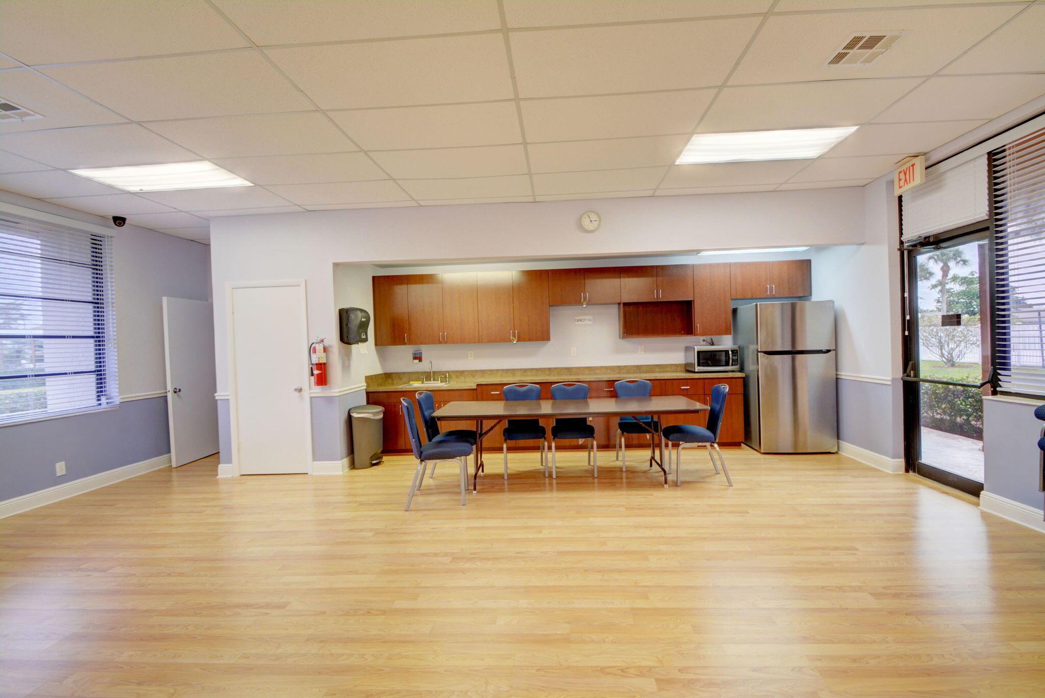 DELRAY VILLAS 4 - Residential Lease