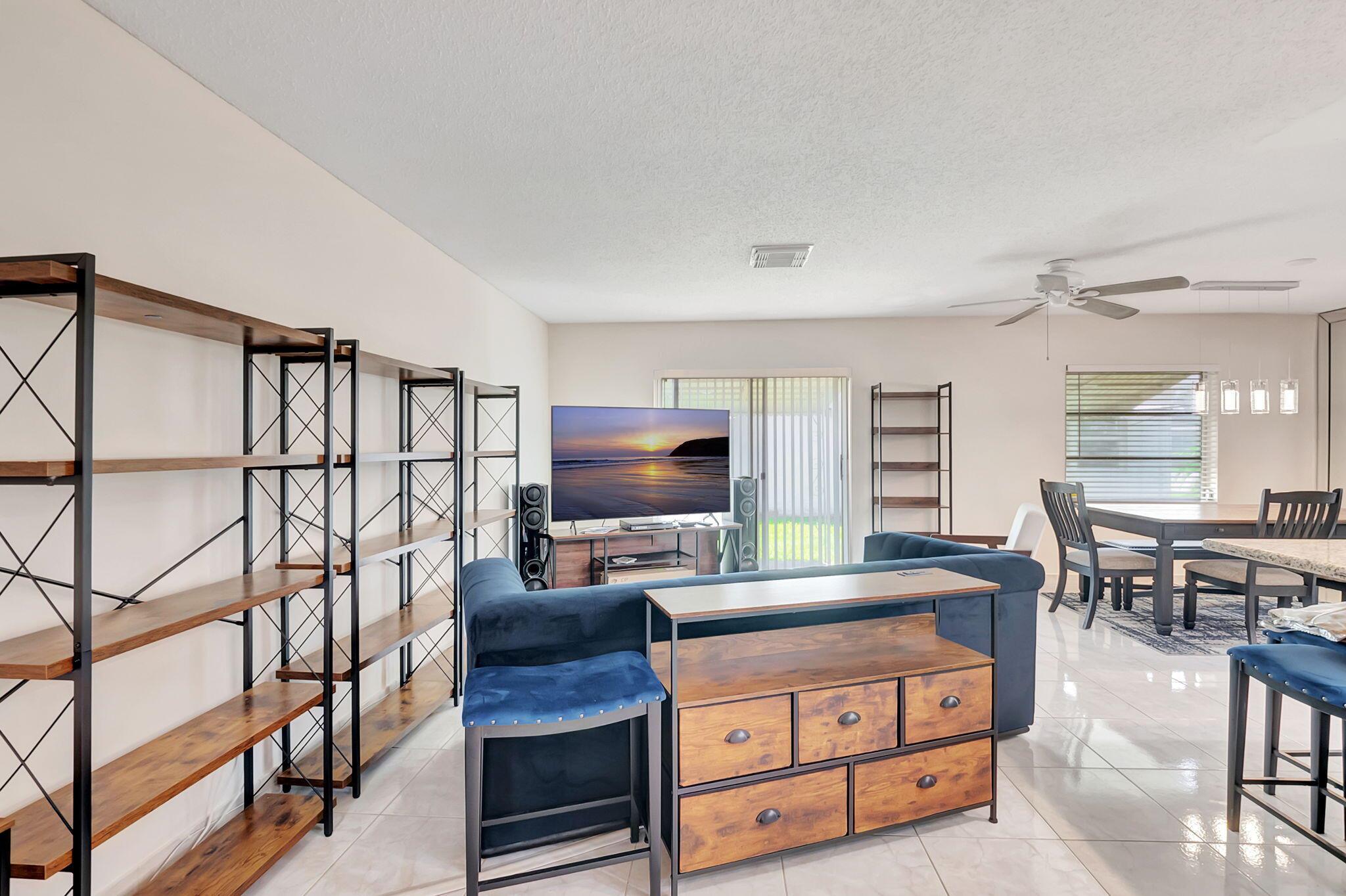 DELRAY VILLAS 4 - Residential Lease