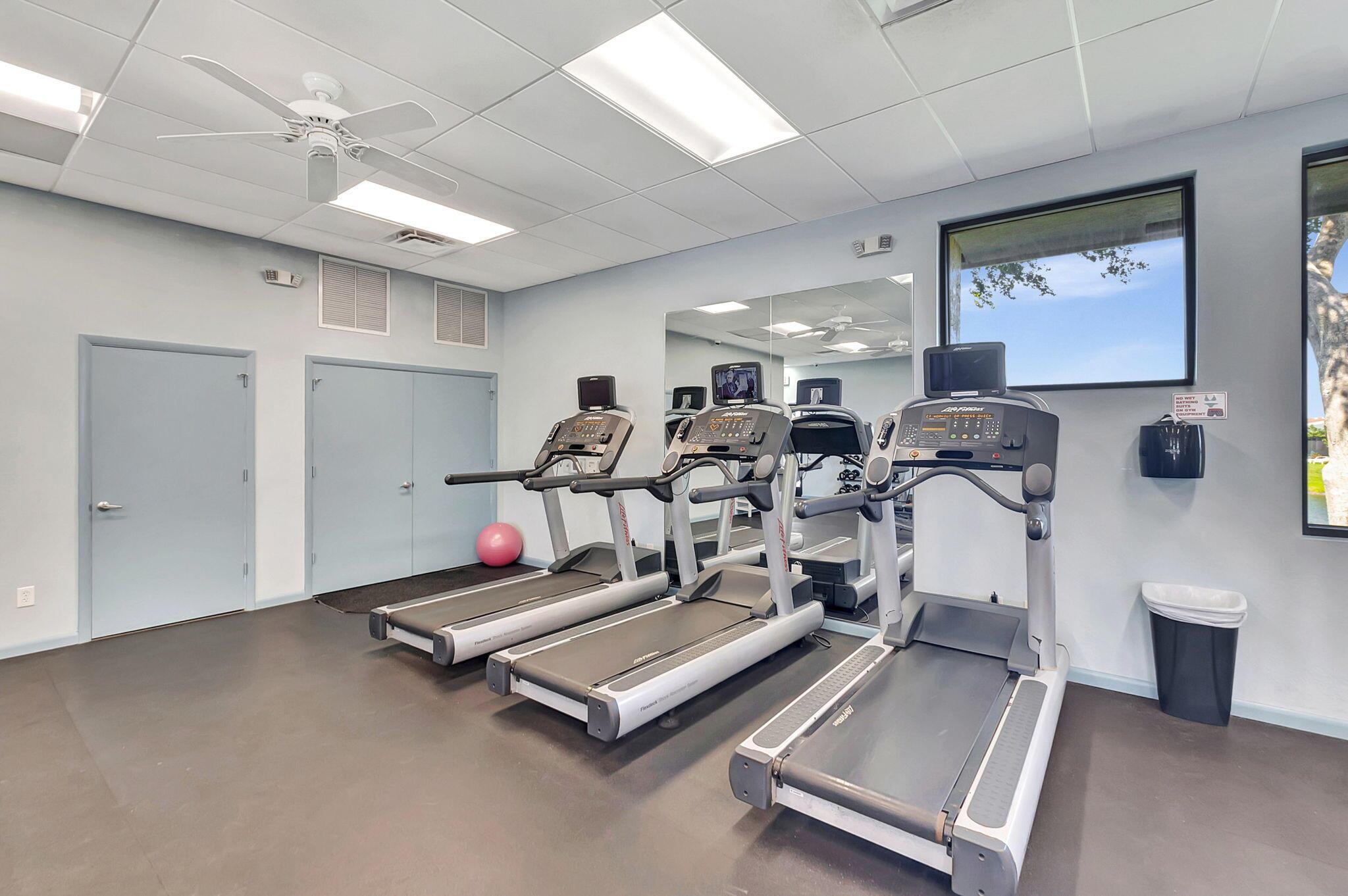 DELRAY VILLAS 4 - Residential Lease