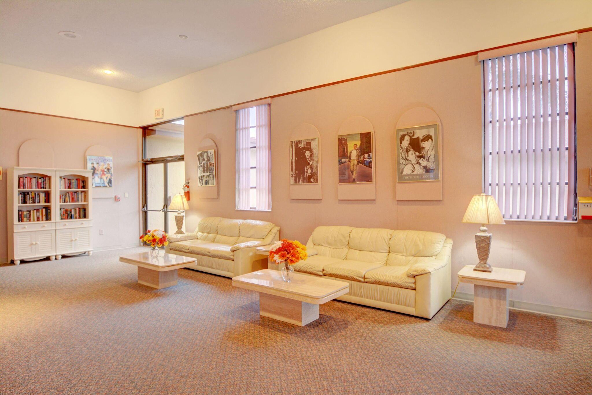 DELRAY VILLAS 4 - Residential Lease