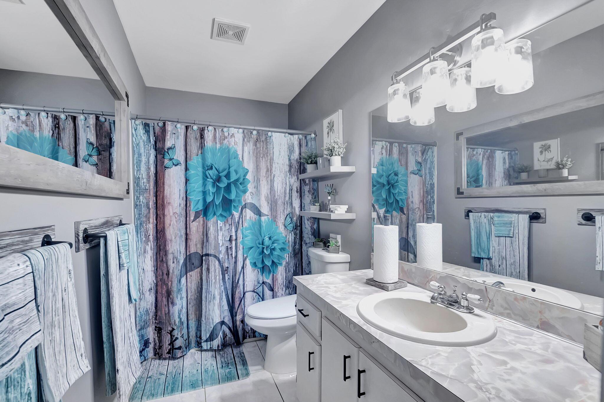 DELRAY VILLAS 4 - Residential Lease