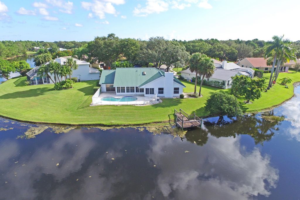 Photo of 6944 Misty Lake Way, Jupiter, FL 33458 (MLS # B26017195)