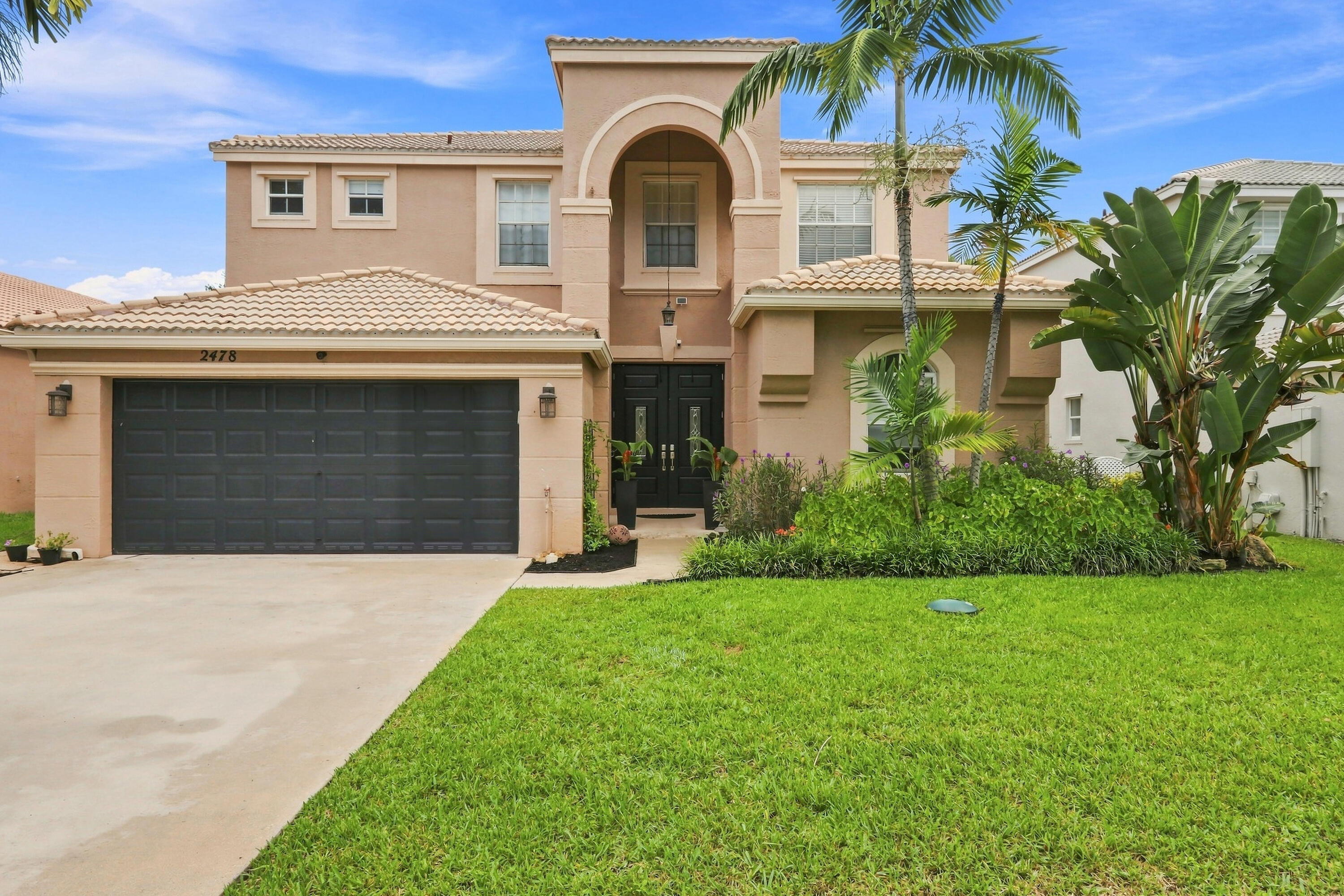 2478 WESTMONT Lane
