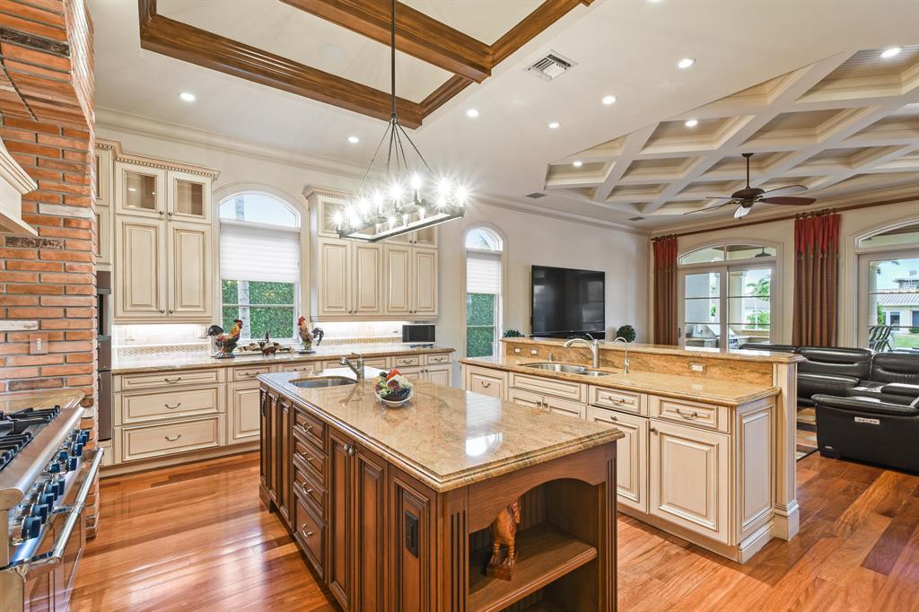 LAKE ROGERS ISLE UNIT C - Residential