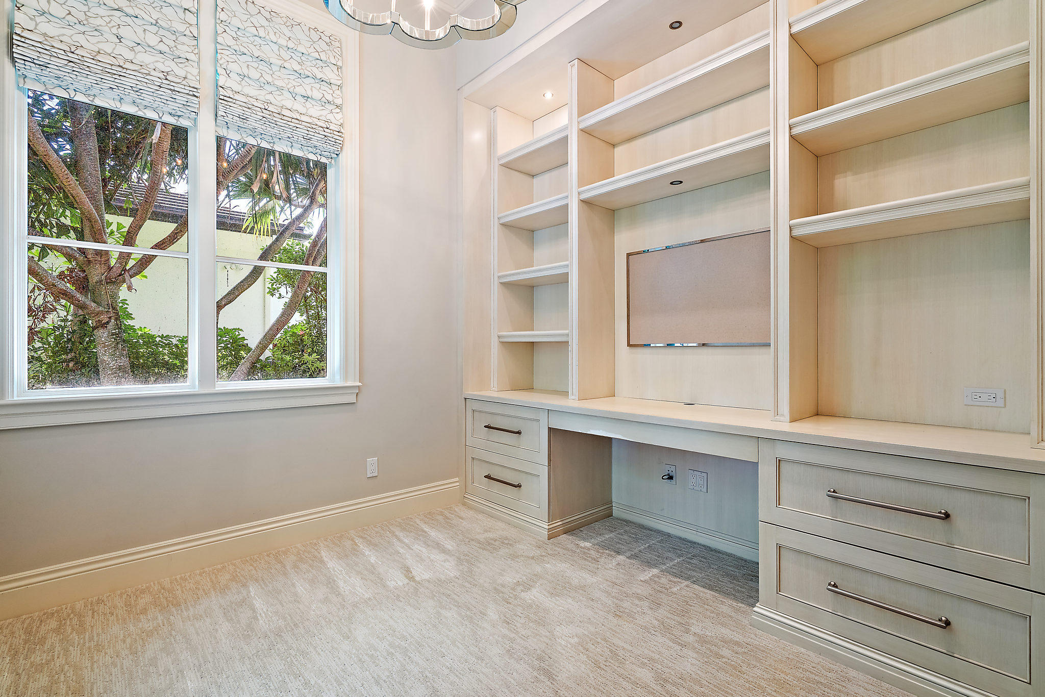 OLD PALM 4 - Residential