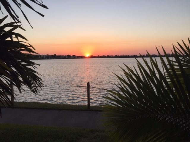 Lake Emerald - Residential