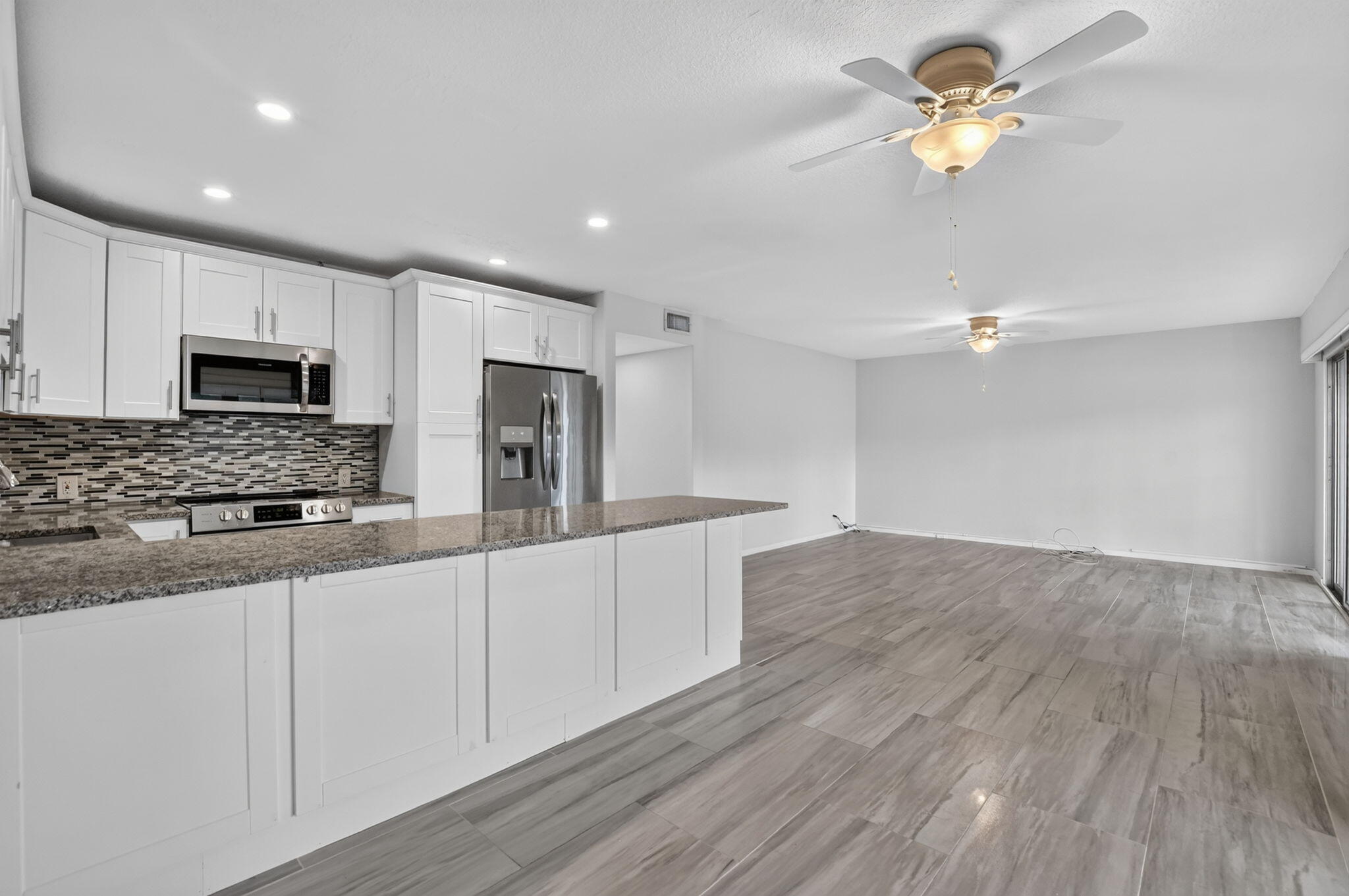 204 DORSET E