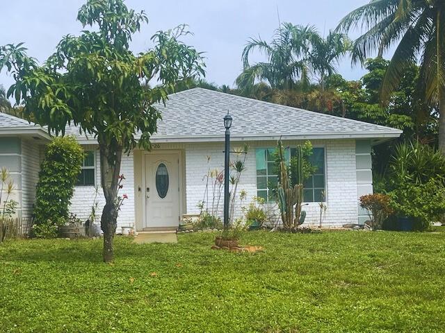 One of a kind 2/2 corner lot Villa with screened porch and fenced back patio in Golfview Harbour Villas. Lots of privacy, and outdoor space for entertaining. Tile flooring and spacious layout. NEW ROOF (2023), NEW IMPACT WINDOWS. Put your designer touches, great Investment Property. LOW HOA & Private laundry in unit.
Pedestrian bridge into Caloosa Park - a 64+acre park offering everything from pickleball to soccer, biking, hiking trails, playground, bbq sites and more.
Less than a mile from CrossPoint Elementary School.
Best of all, Located a short distance to the pristine Beaches of the Atlantic Ocean and prime Atlantic Avenue Downtown Delray District. 7 mins to downtown Delray and located in family friendly Golf View Harbor Estates neighborhood.
