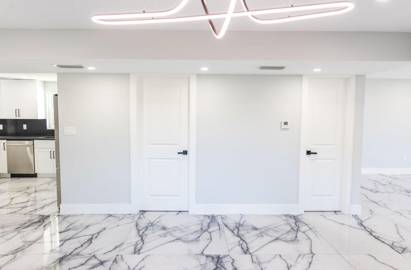 METES AND BOUNDS - Residential