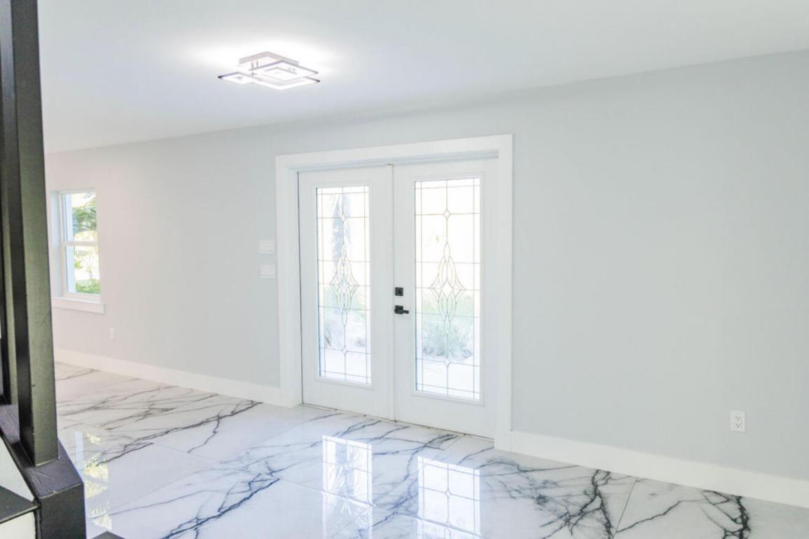 METES AND BOUNDS - Residential