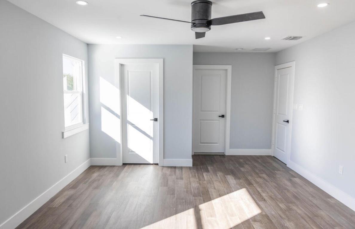 METES AND BOUNDS - Residential