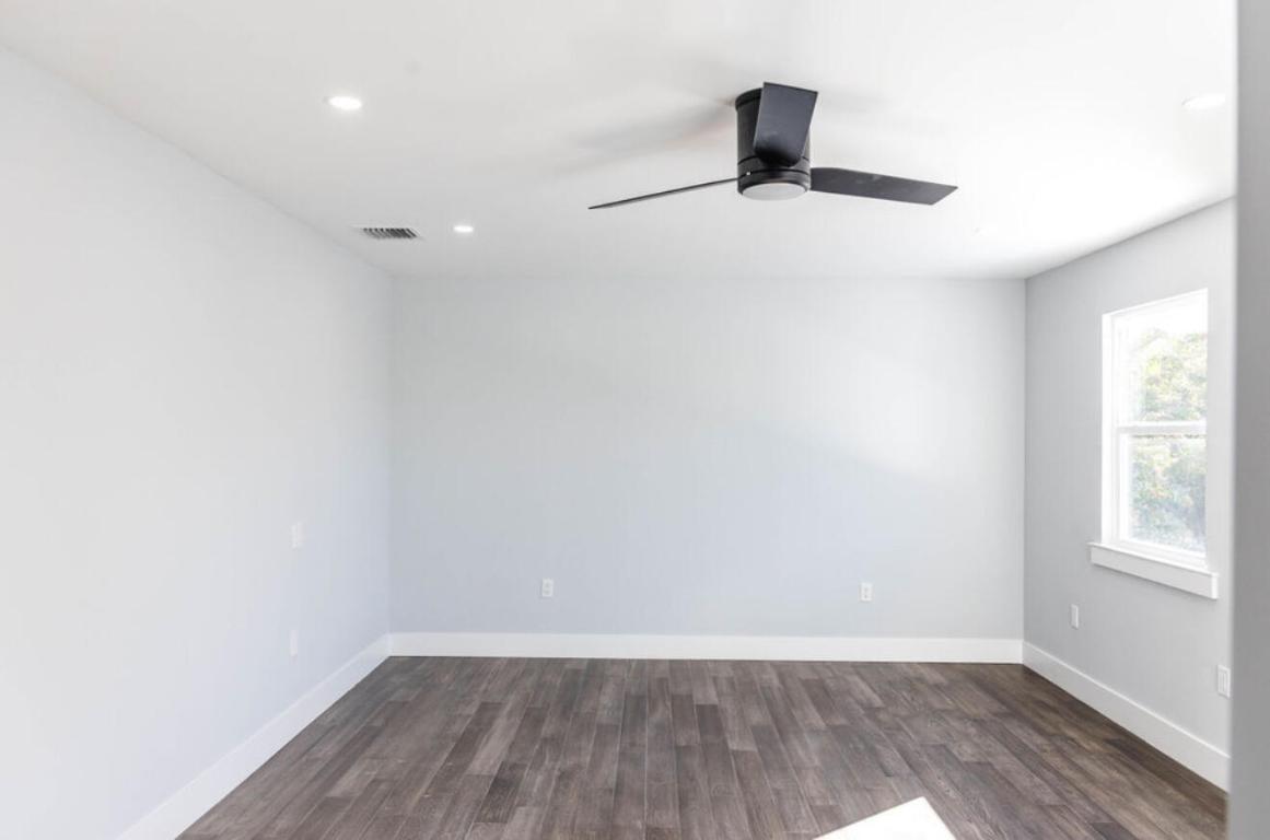 METES AND BOUNDS - Residential