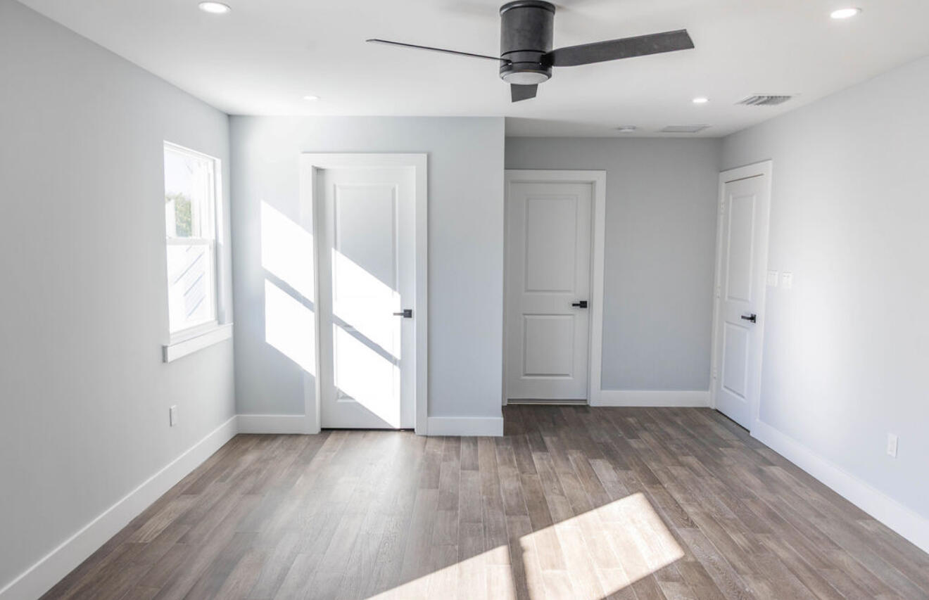 METES AND BOUNDS - Residential