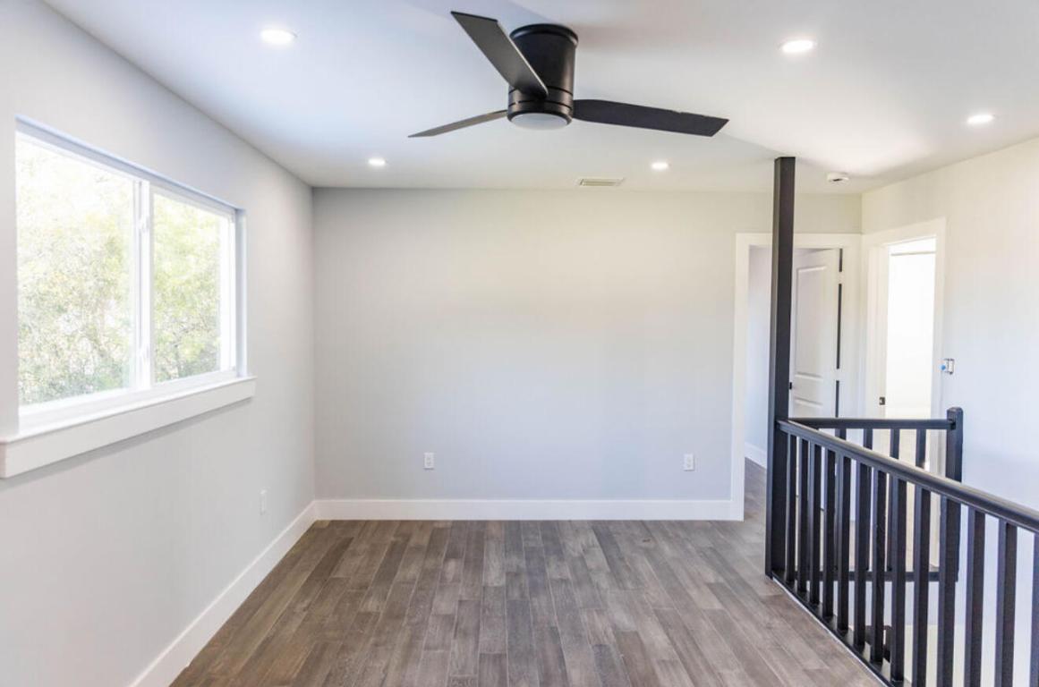 METES AND BOUNDS - Residential